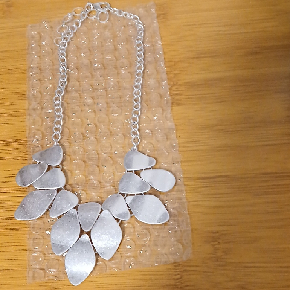 Silver Leaf Cluster Necklace for Women